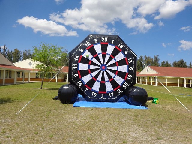 Giant Soccer Darts Giant Soccer Darts
